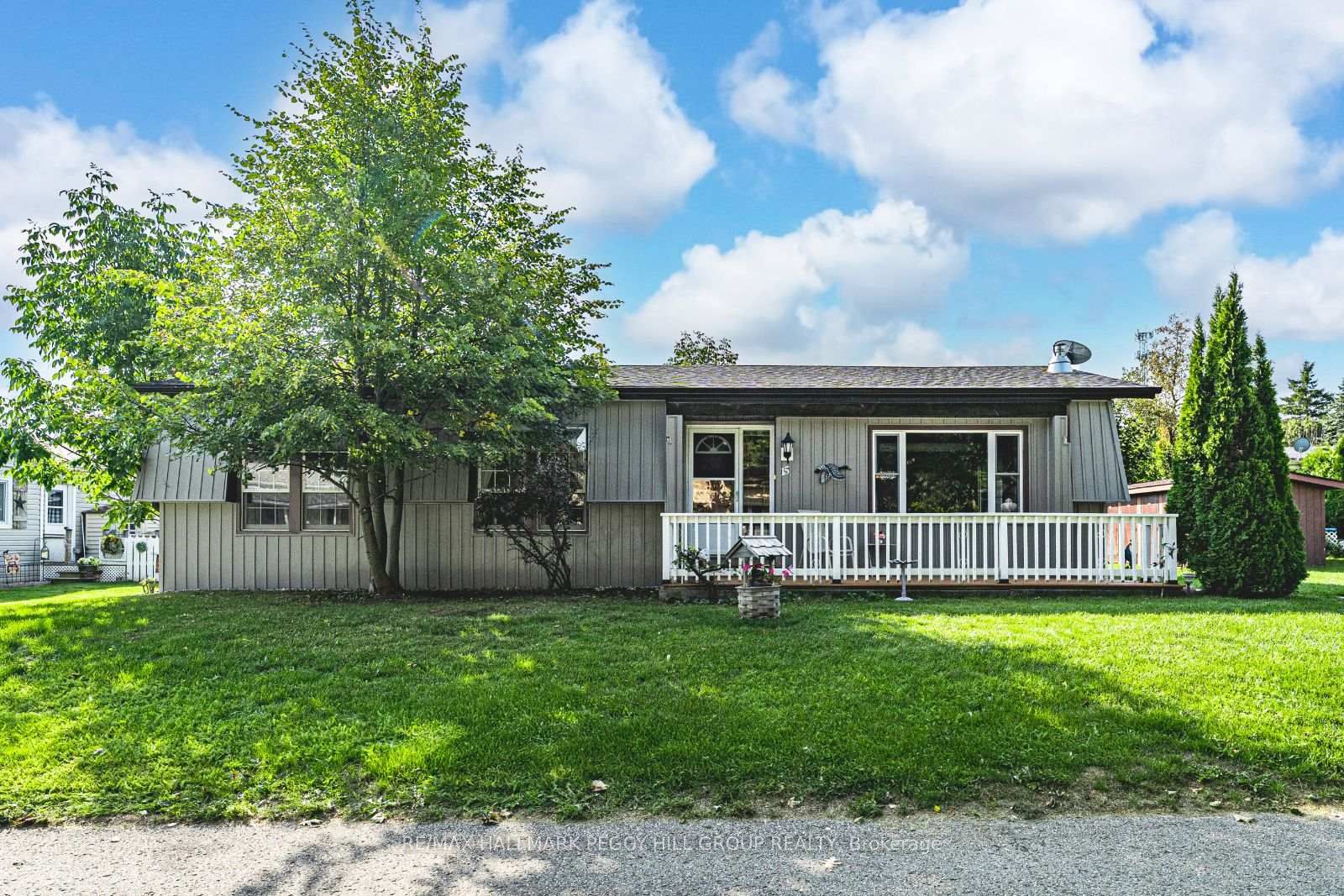 Front of 15 Riverview Circle
