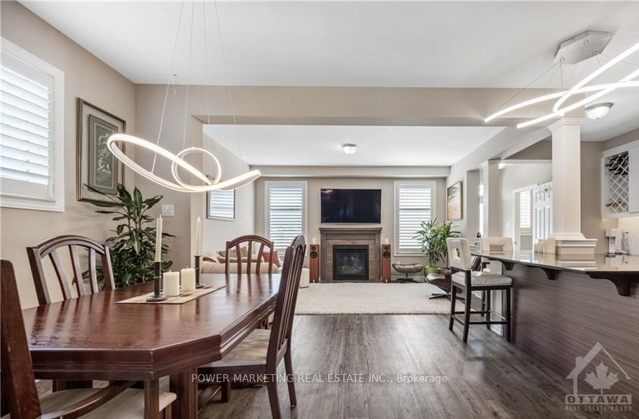 Photo 4 of 560 Chimney Corner Terrace, Ottawa, Barrhaven - Half Moon Bay — HOMEH