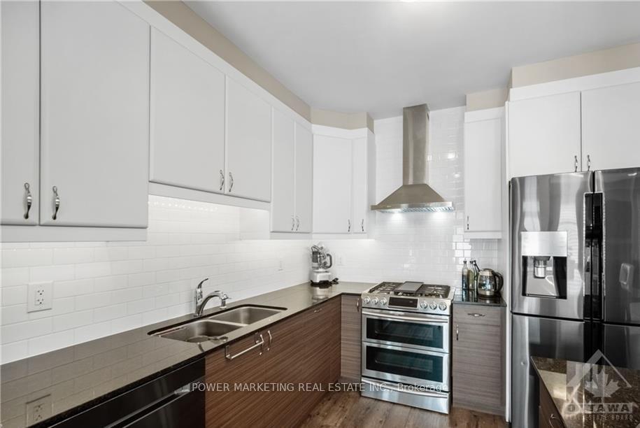 Photo 5 of 560 Chimney Corner Terrace, Ottawa, Barrhaven - Half Moon Bay — HOMEH