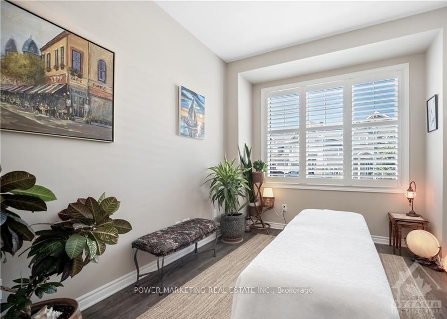 Photo 8 of 560 Chimney Corner Terrace, Ottawa, Barrhaven - Half Moon Bay — HOMEH