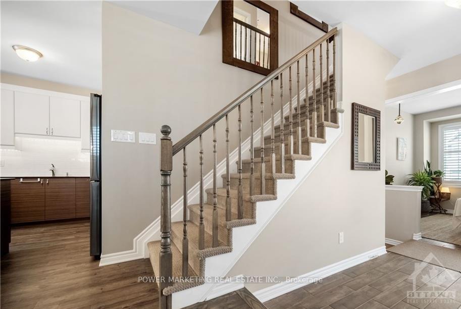 Photo 9 of 560 Chimney Corner Terrace, Ottawa, Barrhaven - Half Moon Bay — HOMEH