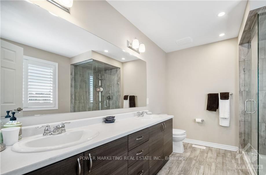 Photo 13 of 560 Chimney Corner Terrace, Ottawa, Barrhaven - Half Moon Bay — HOMEH