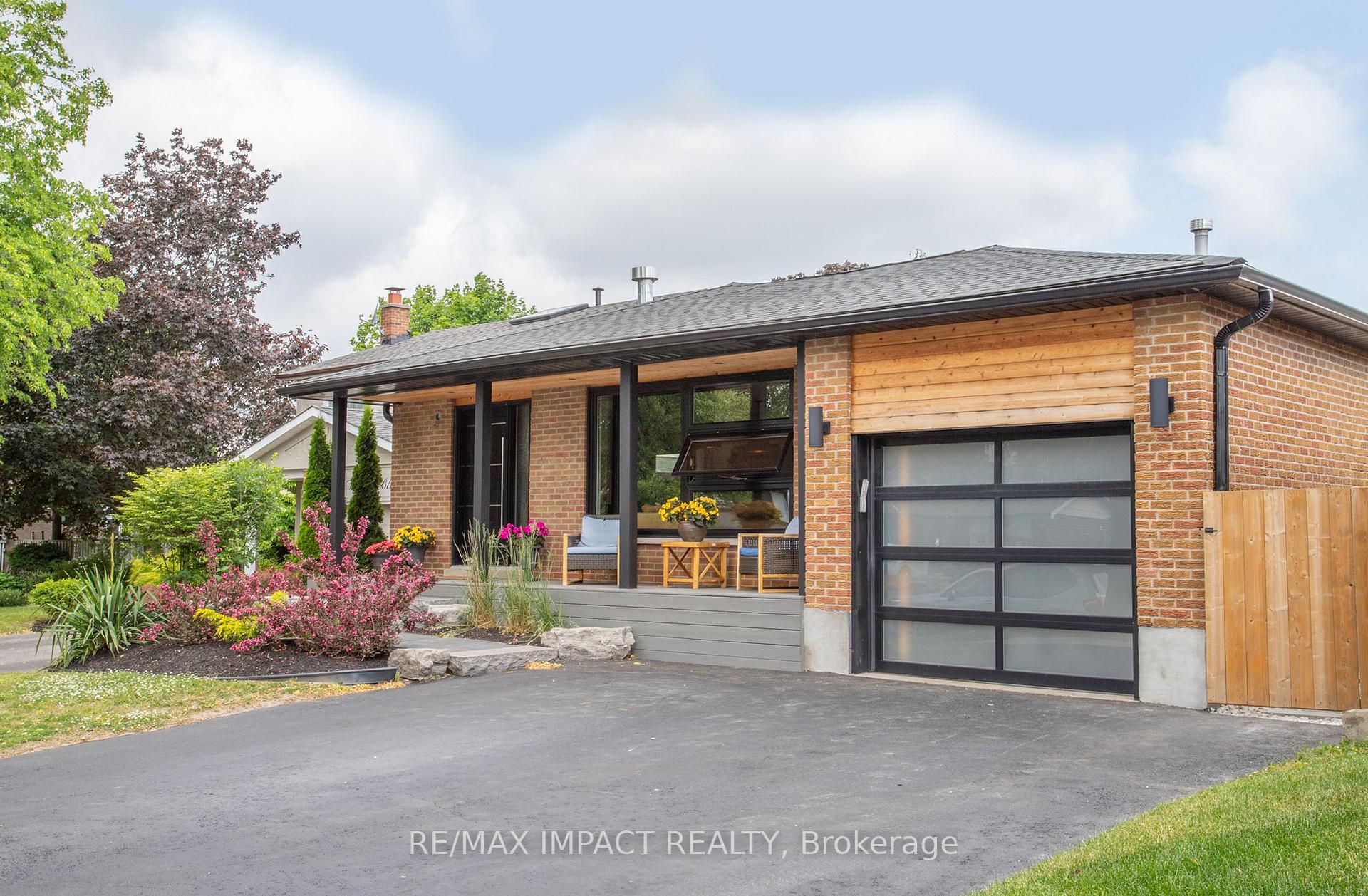 Photo 3 of 147 Michael Boulevard, Whitby, Lynde Creek — HOMEH