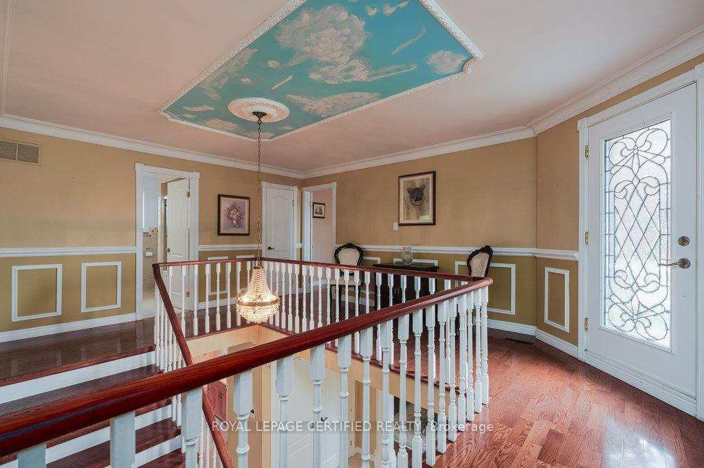 Photo 22 of 26 Madrid Crescent, Brampton, Central Park — HOMEH