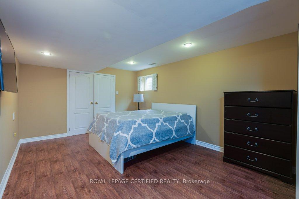 Photo 29 of 26 Madrid Crescent, Brampton, Central Park — HOMEH
