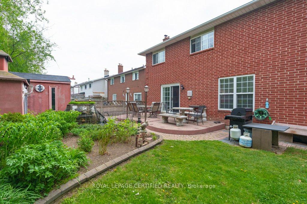 Photo 34 of 26 Madrid Crescent, Brampton, Central Park — HOMEH