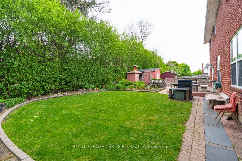 Photo 35 of 26 Madrid Crescent, Brampton, Central Park — HOMEH