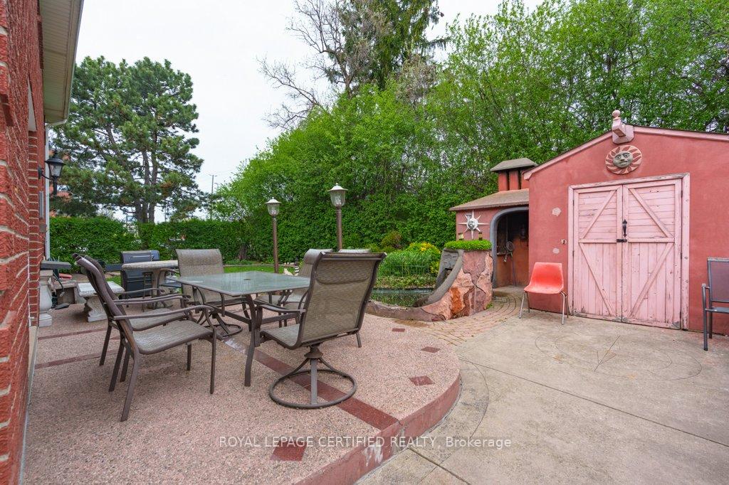 Photo 38 of 26 Madrid Crescent, Brampton, Central Park — HOMEH