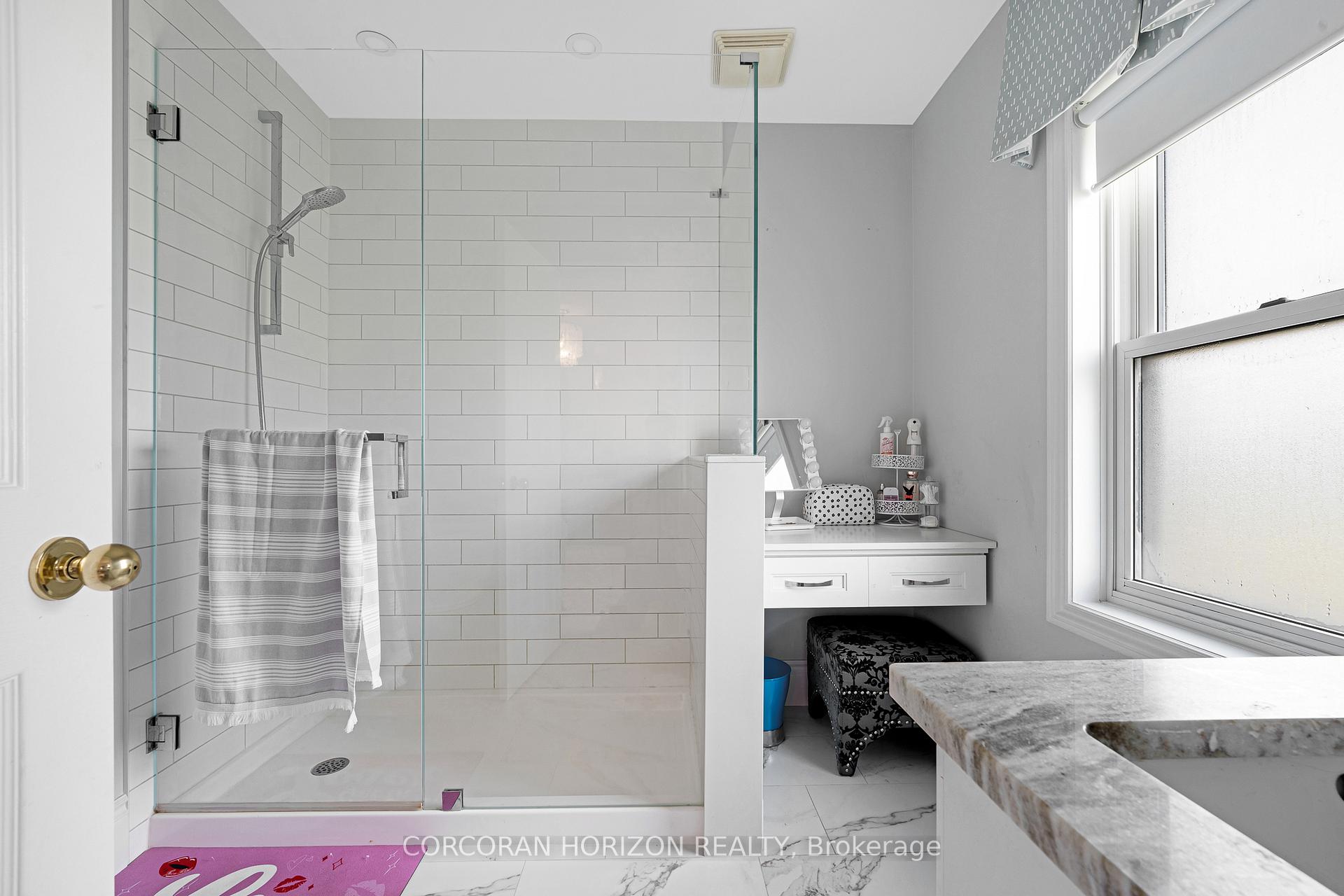 Photo 23 of 2865 Herrgott Road, Wellesley — HOMEH