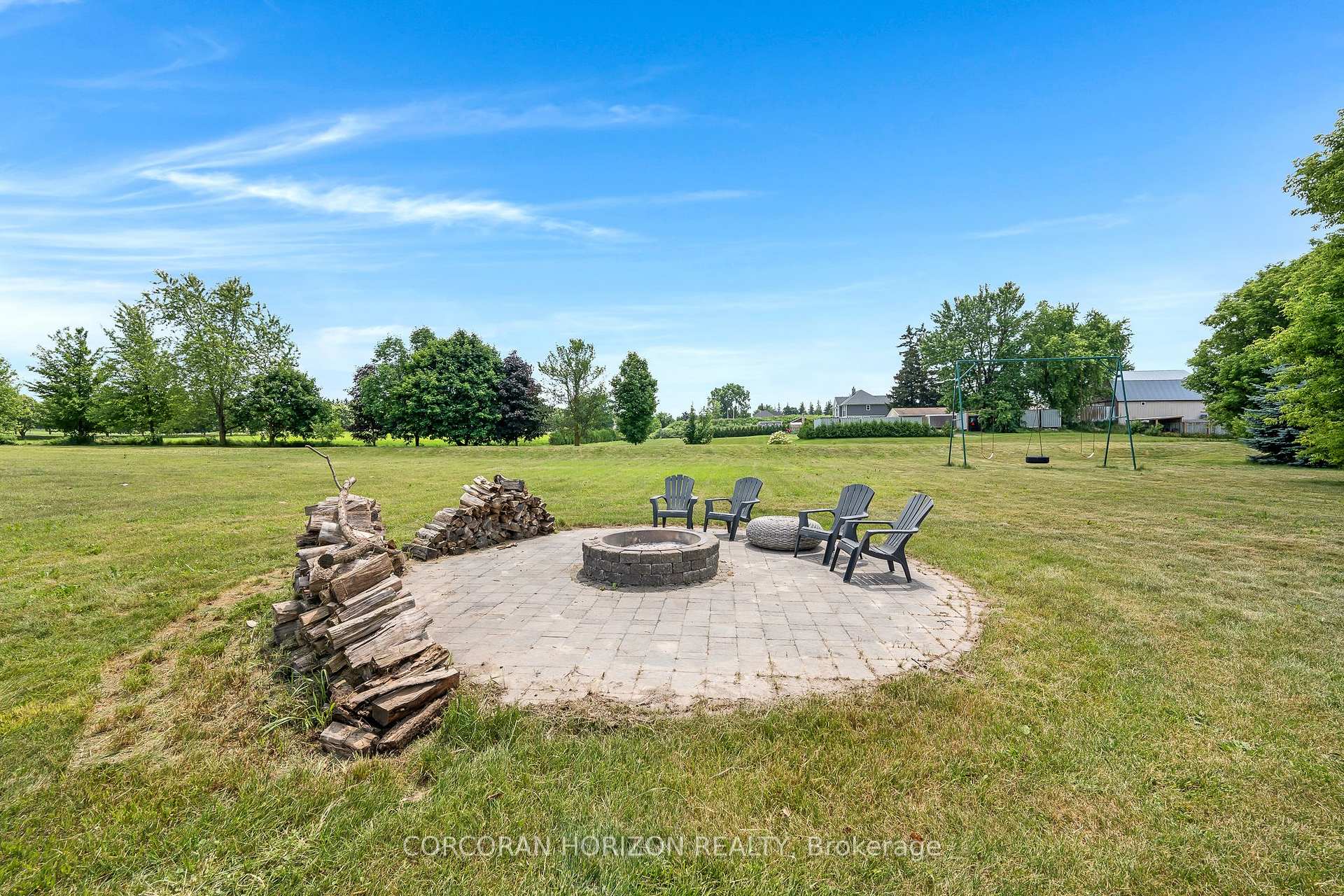 Photo 35 of 2865 Herrgott Road, Wellesley — HOMEH