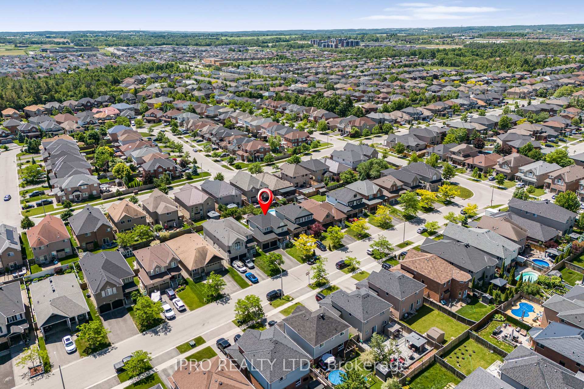 Photo 33 of 15 Connaught Lane, Barrie, Innis-Shore — HOMEH