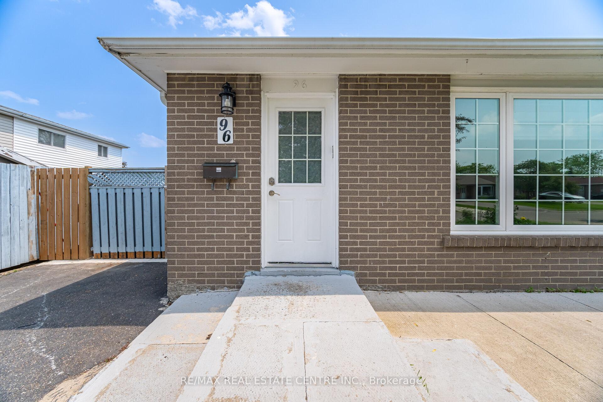 Photo 4 of 96 Fallingdale Crescent, Brampton, Southgate — HOMEH