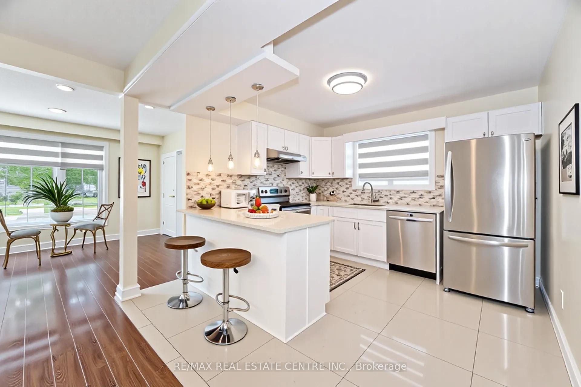 Photo 18 of 96 Fallingdale Crescent, Brampton, Southgate — HOMEH
