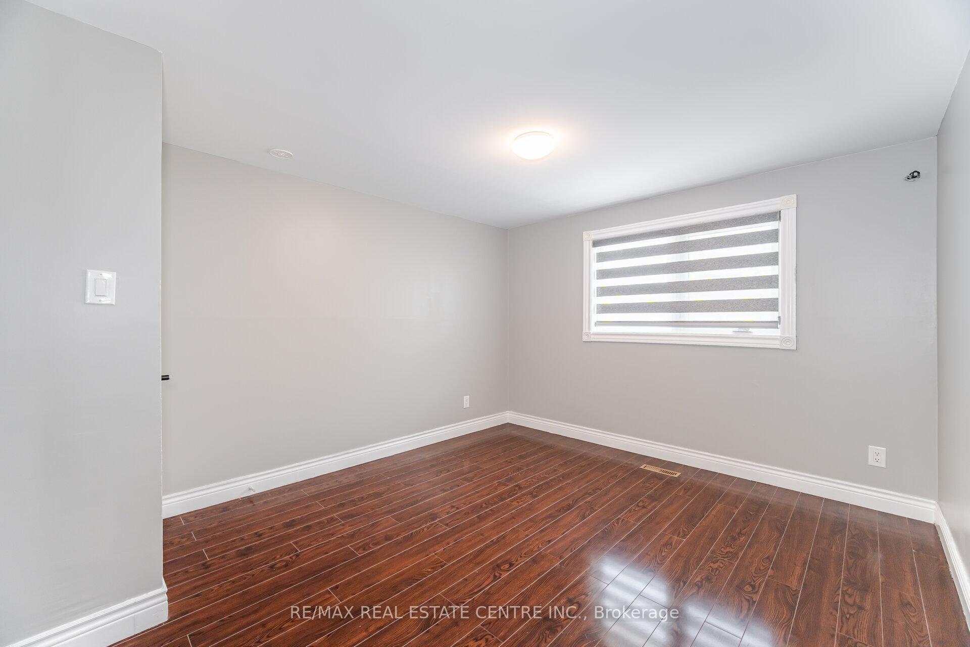 Photo 23 of 96 Fallingdale Crescent, Brampton, Southgate — HOMEH
