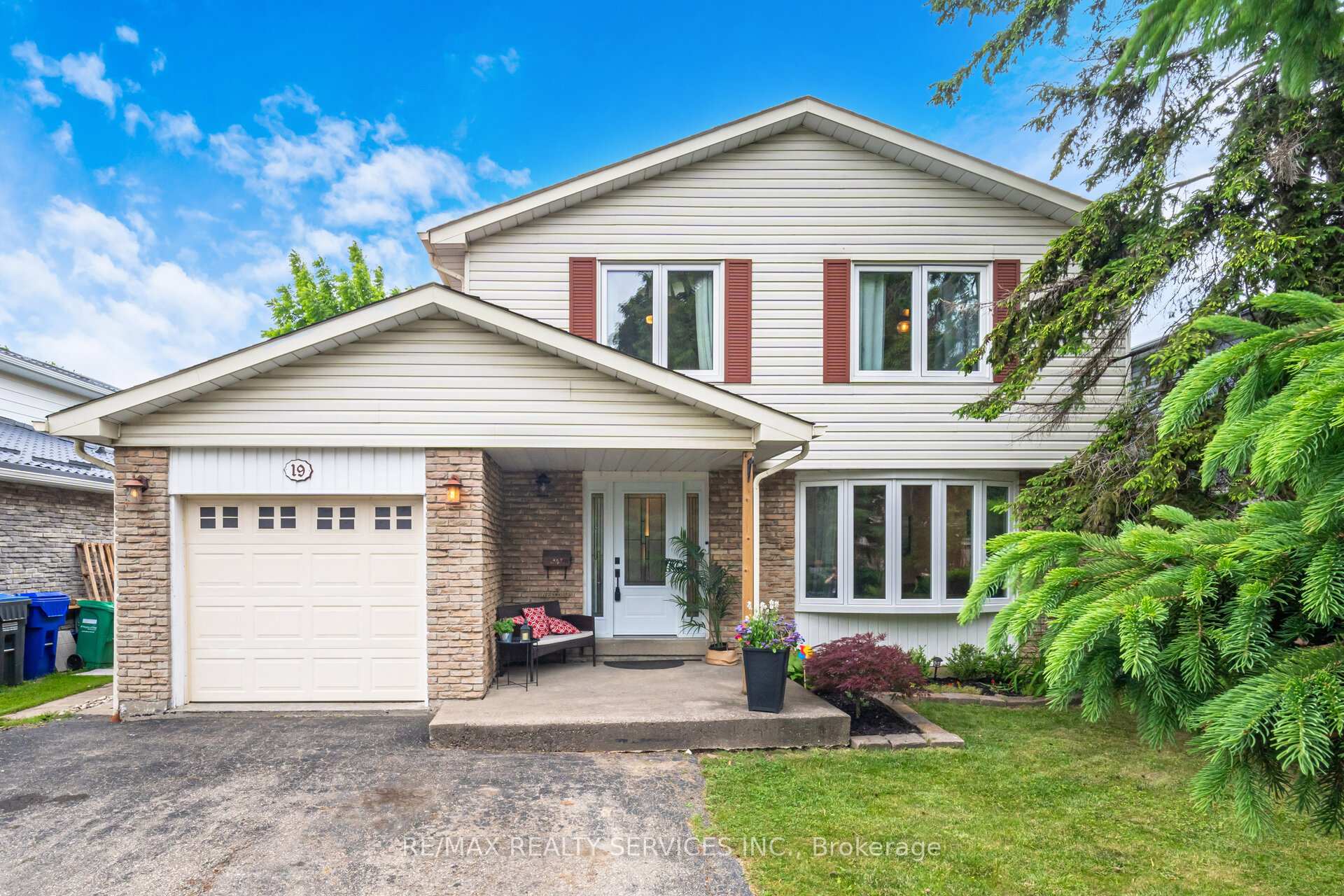 Front of 19 Jasper Crescent