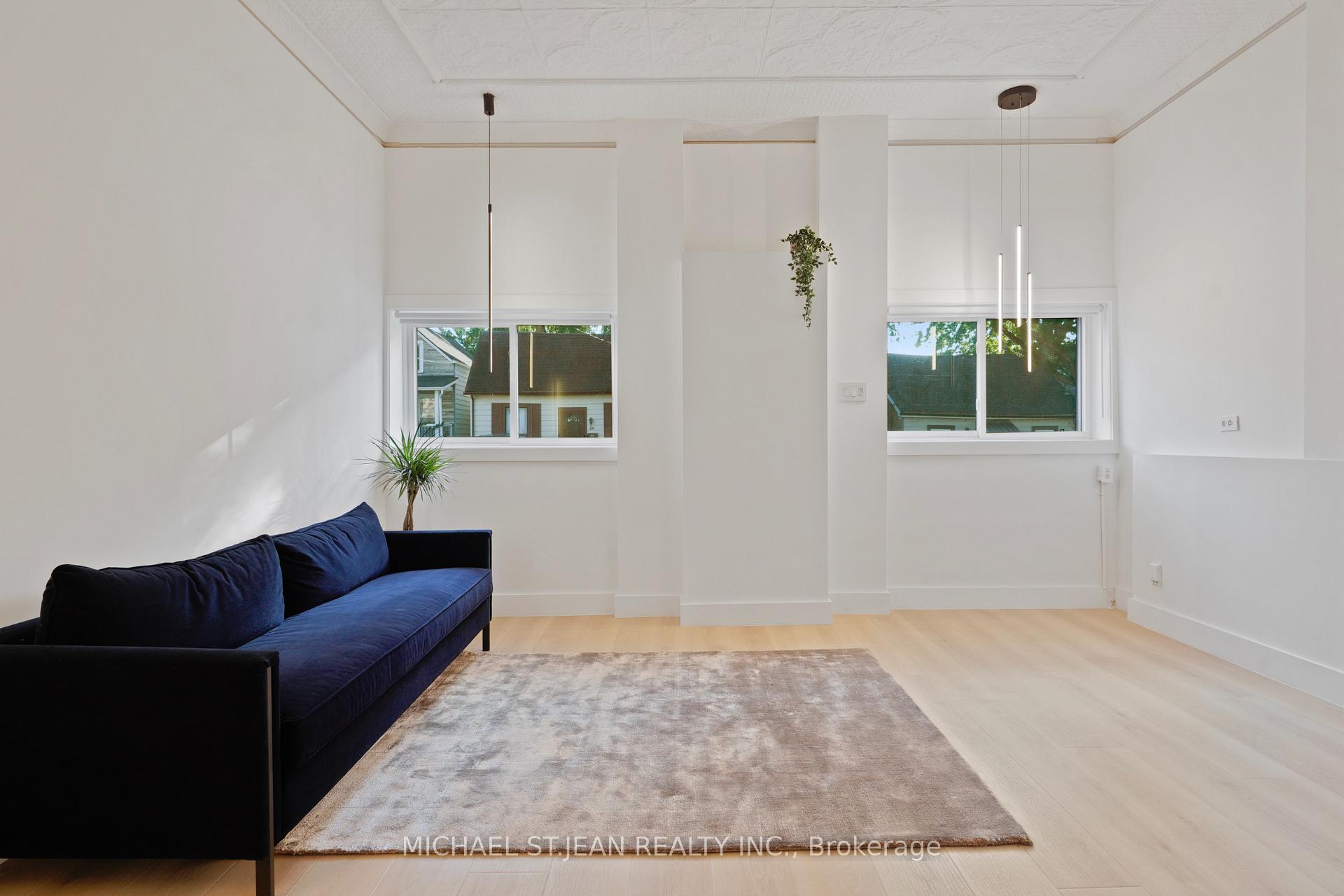 Photo 3 of Unit 1, 30 Jones Street, Hamilton, Strathcona — HOMEH