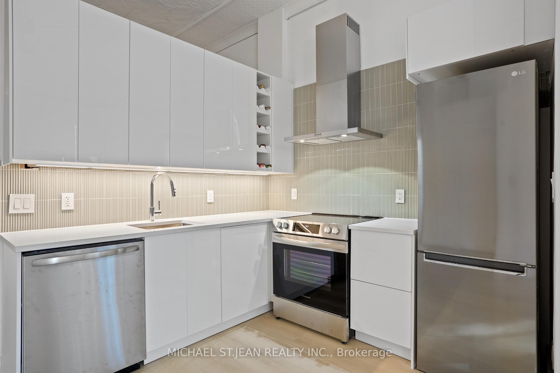Photo 9 of Unit 1, 30 Jones Street, Hamilton, Strathcona — HOMEH