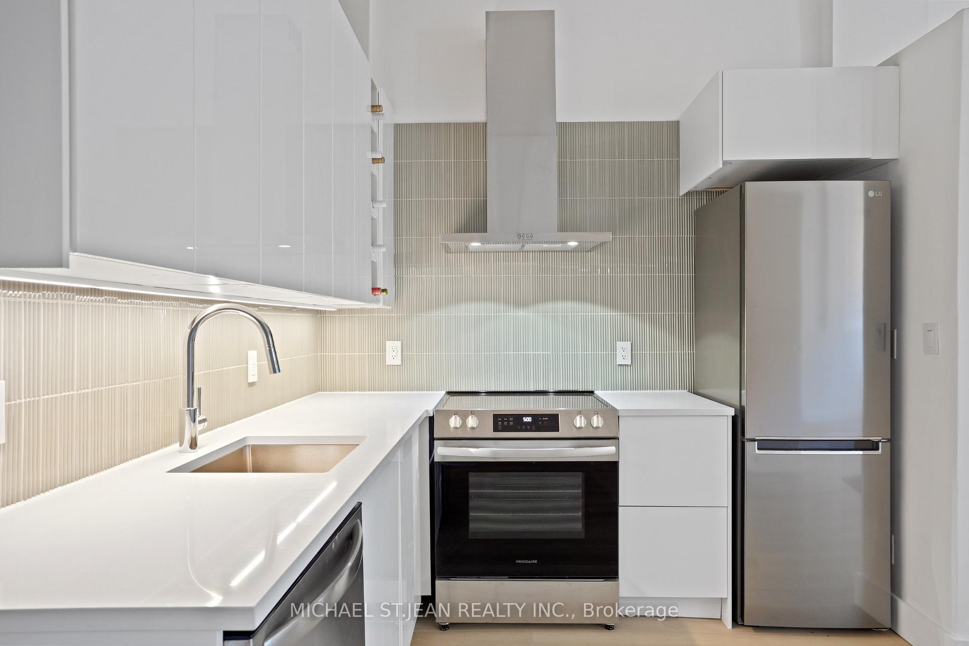 Photo 10 of Unit 1, 30 Jones Street, Hamilton, Strathcona — HOMEH