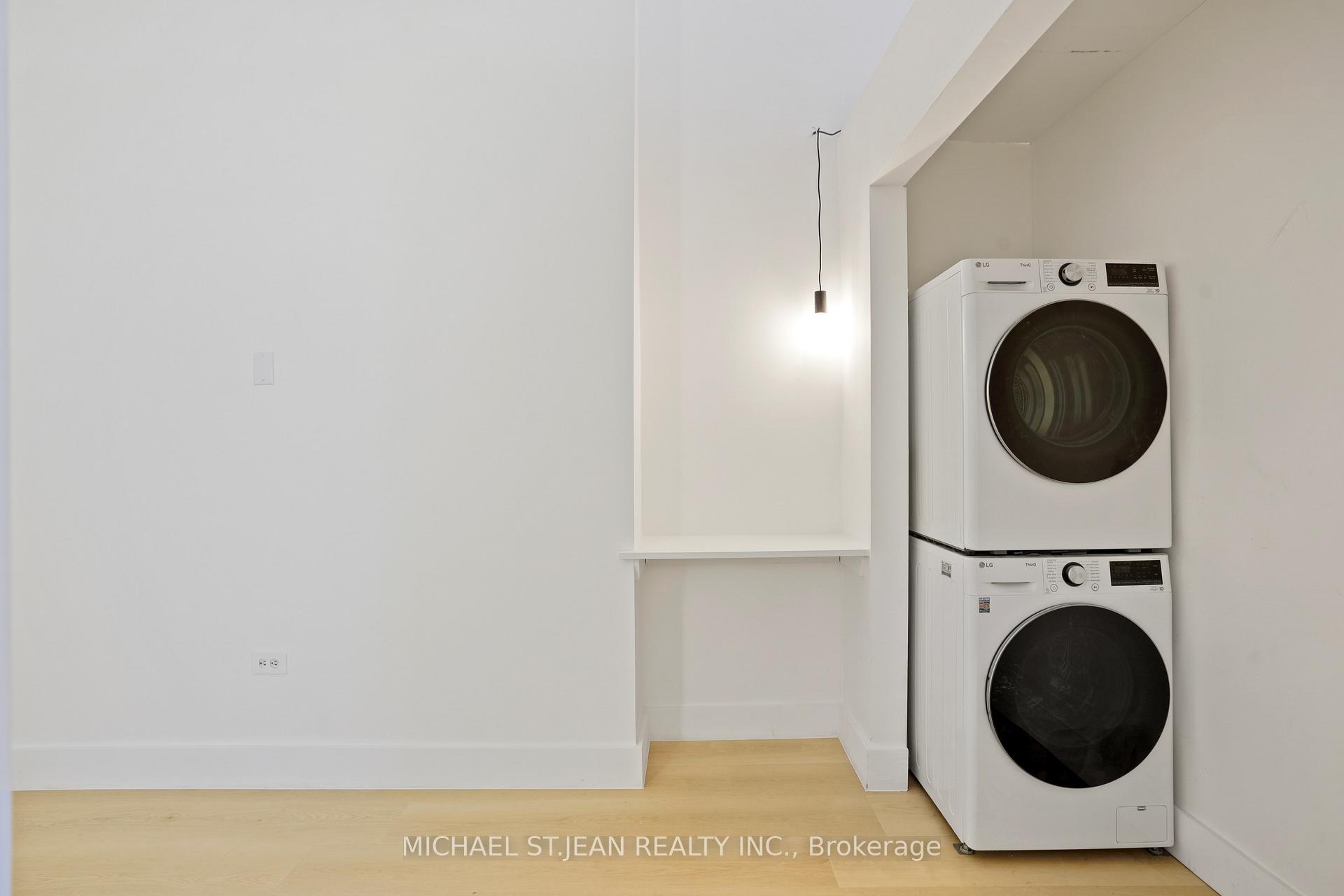 Photo 21 of Unit 1, 30 Jones Street, Hamilton, Strathcona — HOMEH