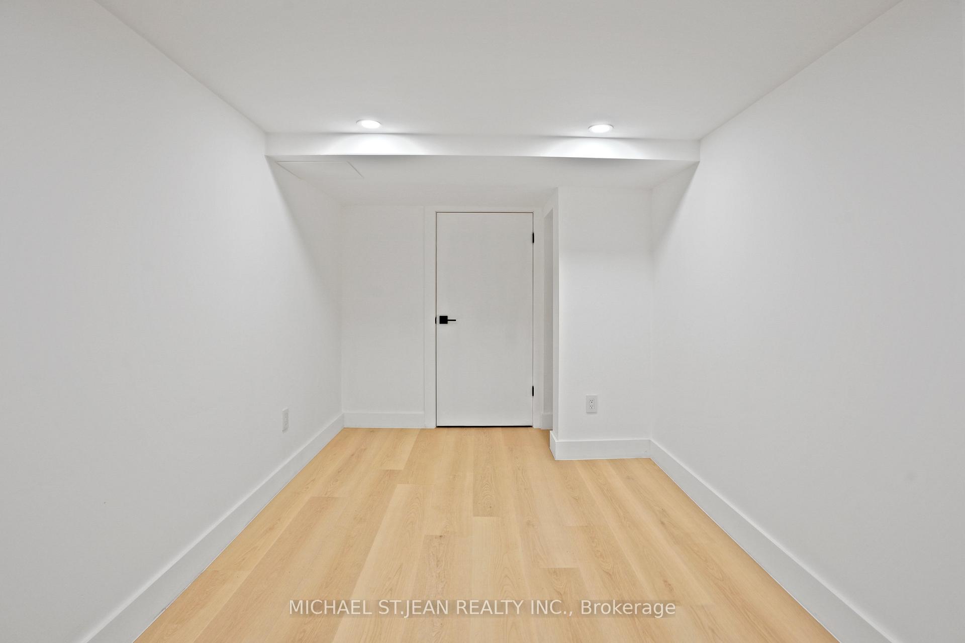 Photo 27 of Unit 1, 30 Jones Street, Hamilton, Strathcona — HOMEH