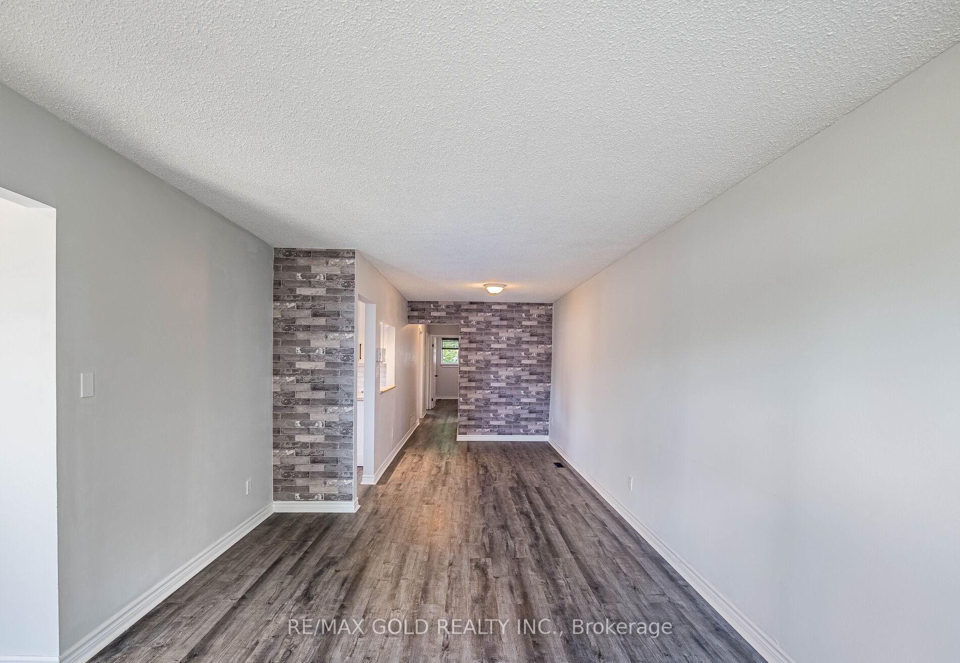 Photo 35 of 55 Greenwood Crescent, Brampton, Northgate — HOMEH
