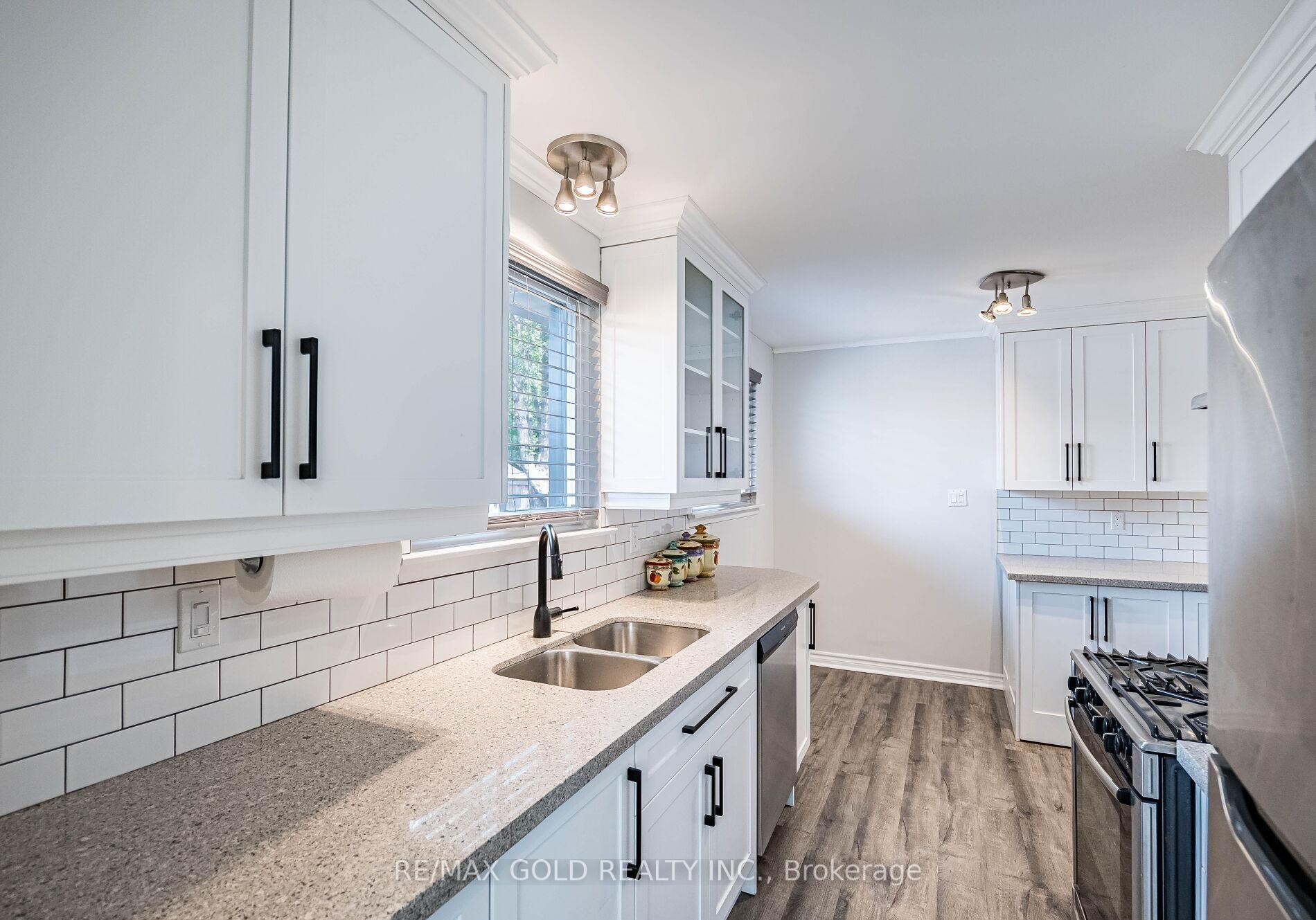 Photo 11 of 55 Greenwood Crescent, Brampton, Northgate — HOMEH