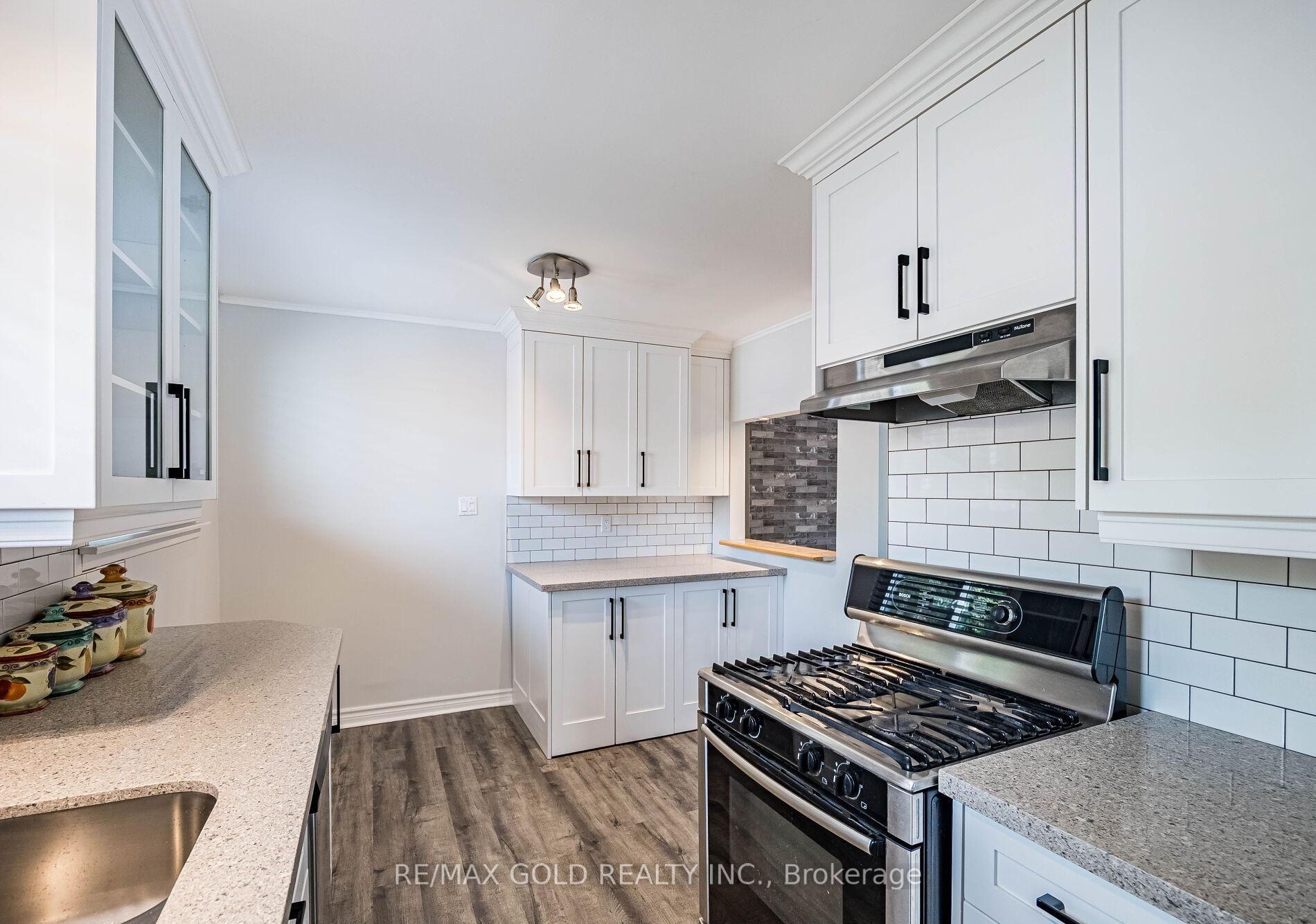 Photo 9 of 55 Greenwood Crescent, Brampton, Northgate — HOMEH