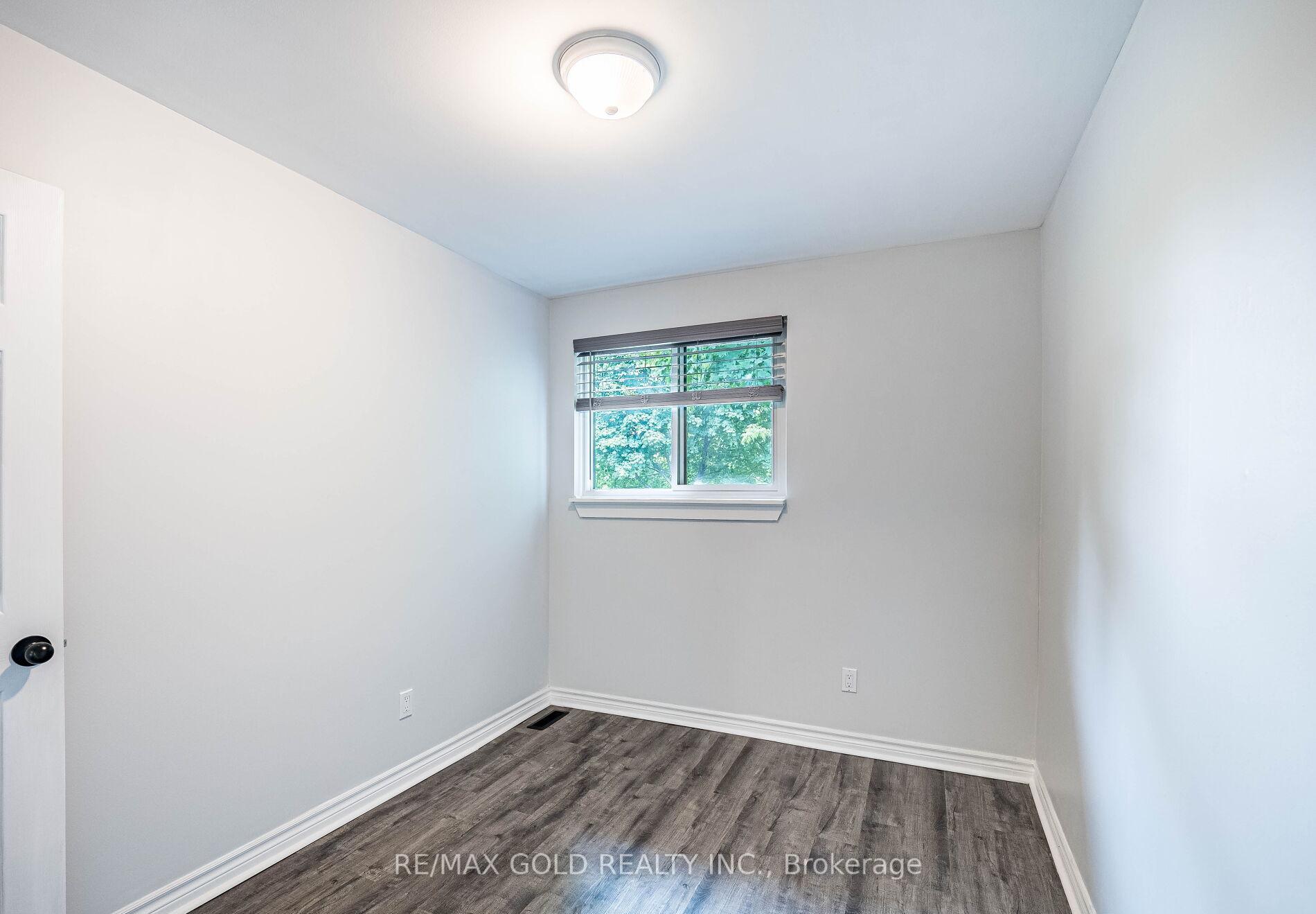 Photo 13 of 55 Greenwood Crescent, Brampton, Northgate — HOMEH