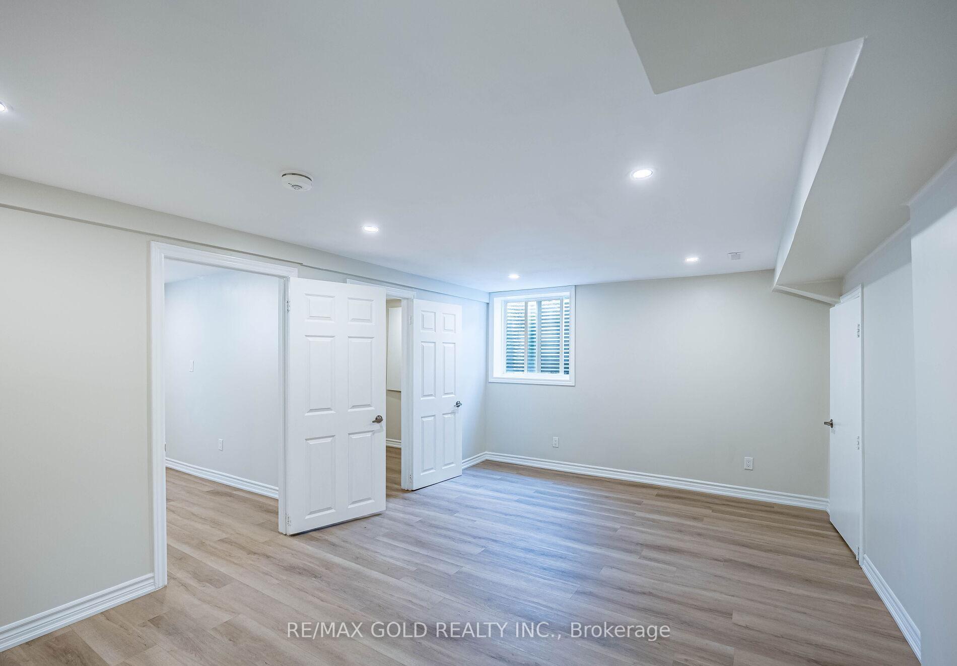 Photo 24 of 55 Greenwood Crescent, Brampton, Northgate — HOMEH