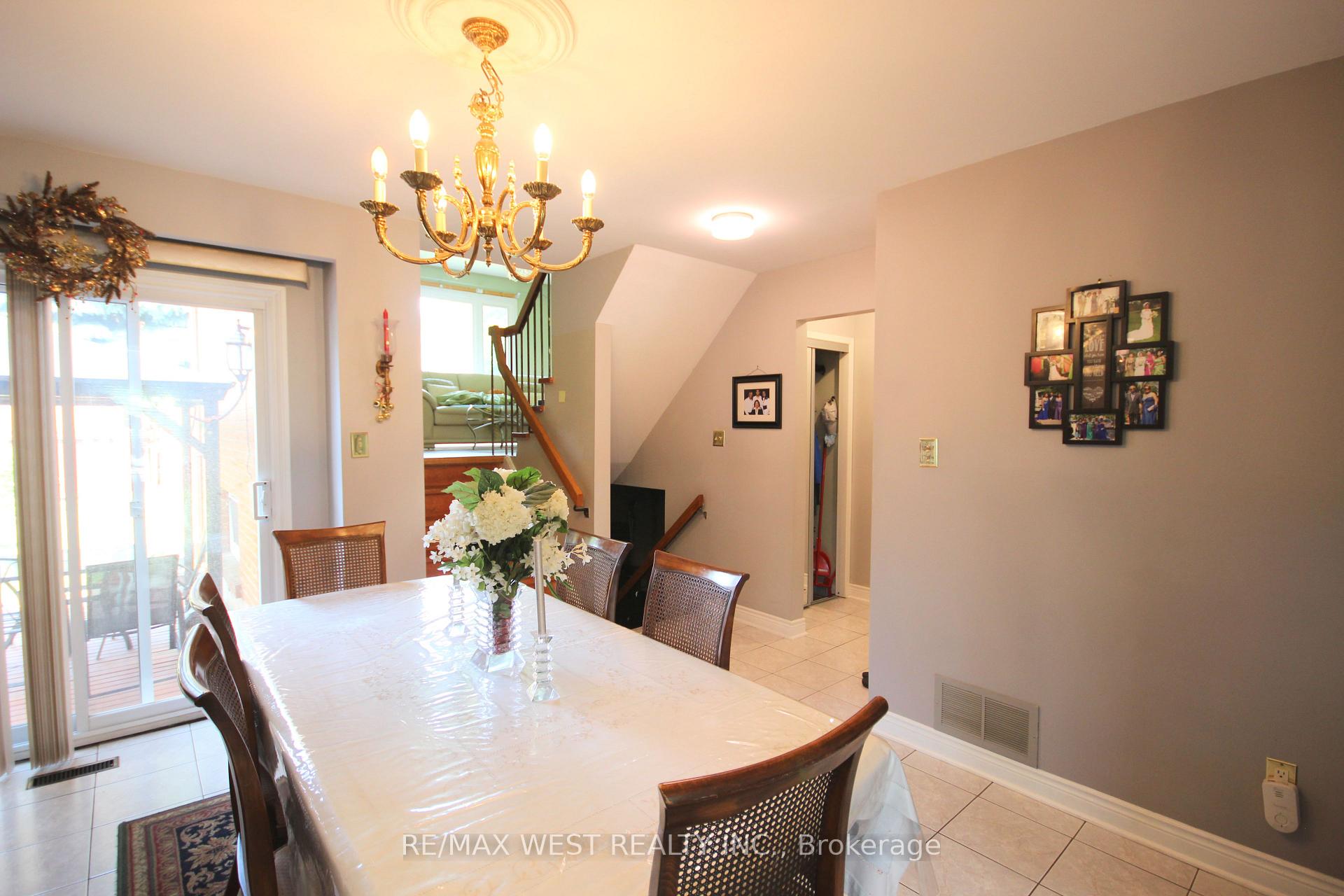 Photo 14 of 91 Simmons Boulevard, Brampton, Madoc — HOMEH