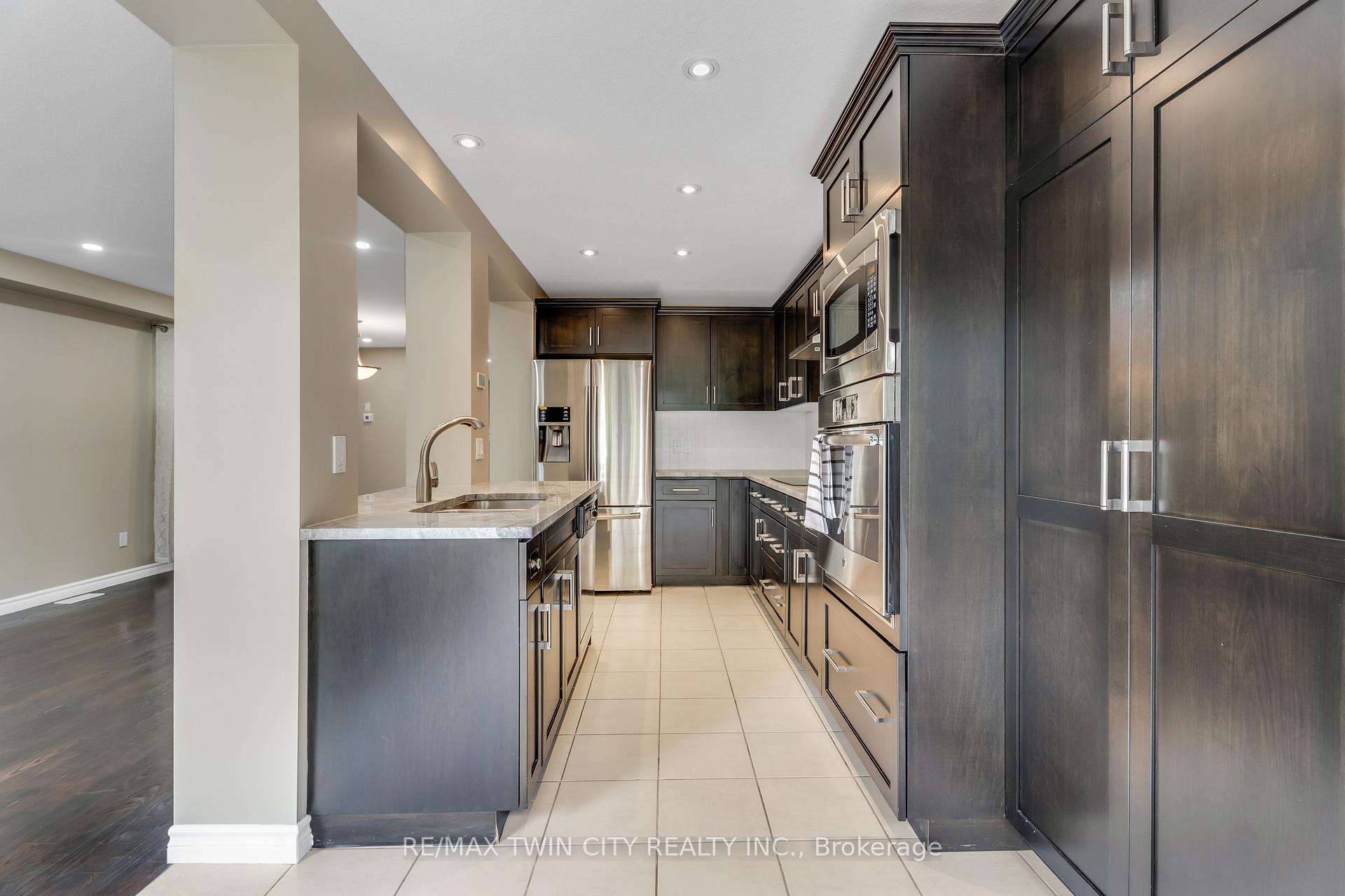 Photo 5 of 448 Starwood Drive, Guelph, Grange Road — HOMEH