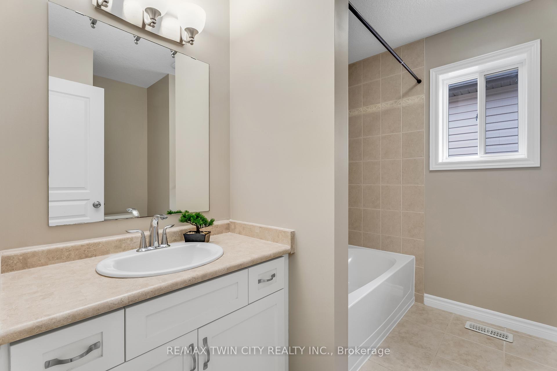 Photo 19 of 448 Starwood Drive, Guelph, Grange Road — HOMEH