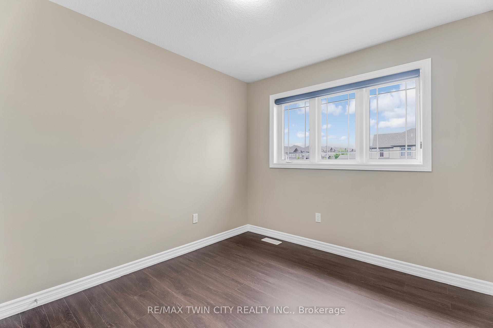 Photo 21 of 448 Starwood Drive, Guelph, Grange Road — HOMEH