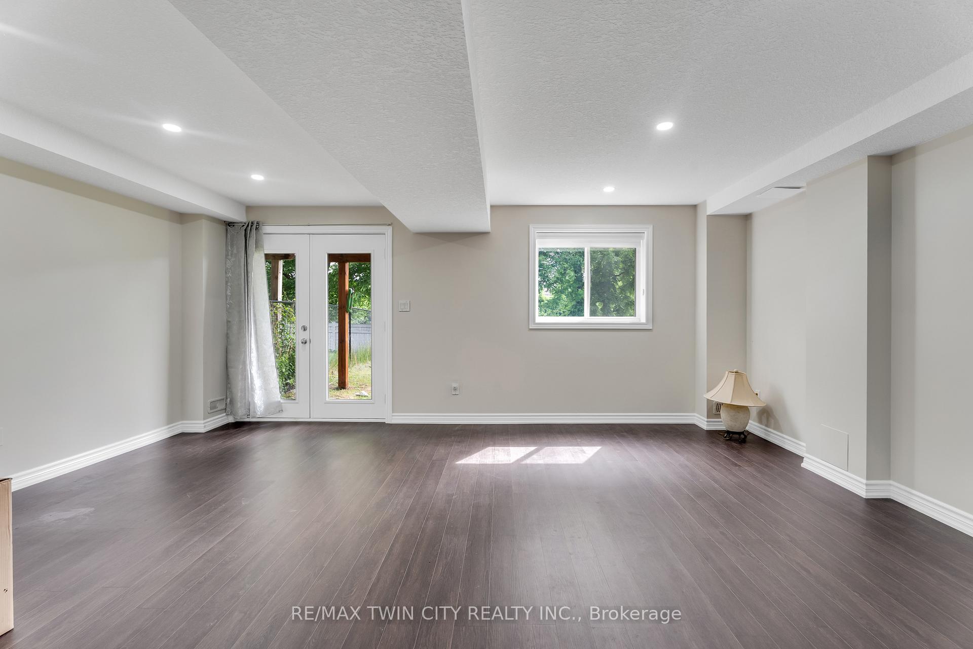 Photo 31 of 448 Starwood Drive, Guelph, Grange Road — HOMEH