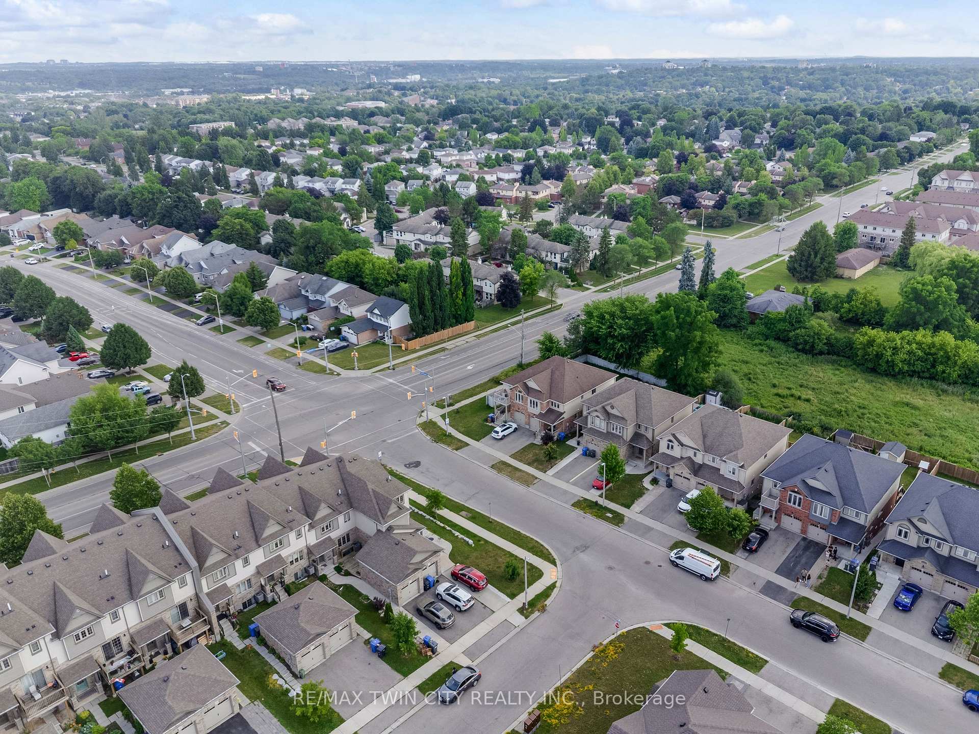 Photo 40 of 448 Starwood Drive, Guelph, Grange Road — HOMEH