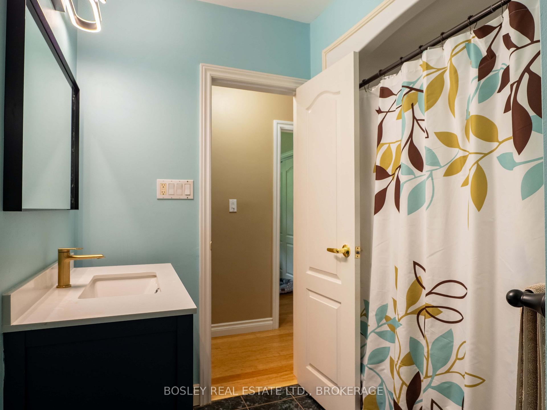 Photo 9 of 28 Kilbourne Crescent, St. Catharines, Bunting/Linwell — HOMEH