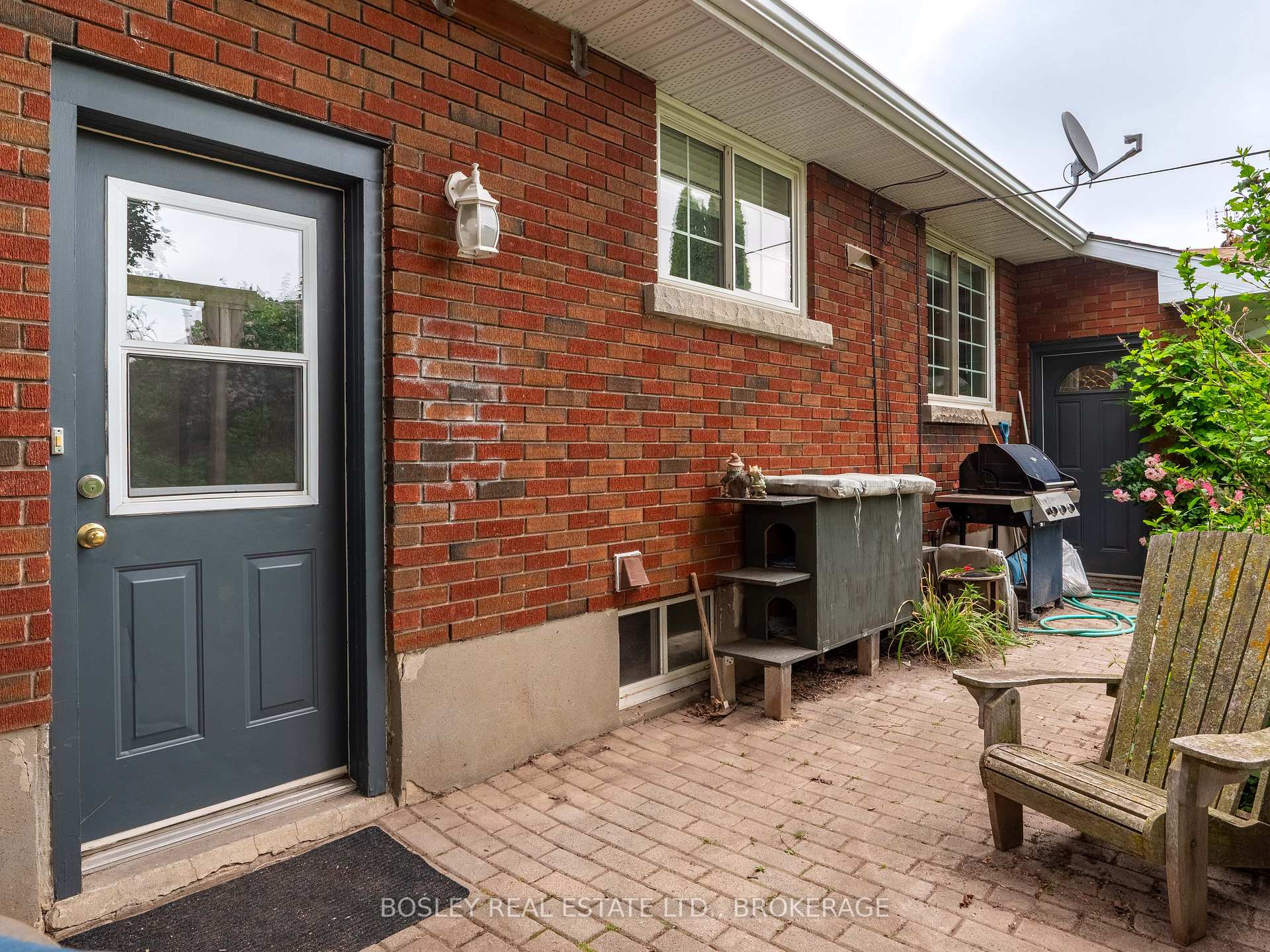 Photo 23 of 28 Kilbourne Crescent, St. Catharines, Bunting/Linwell — HOMEH