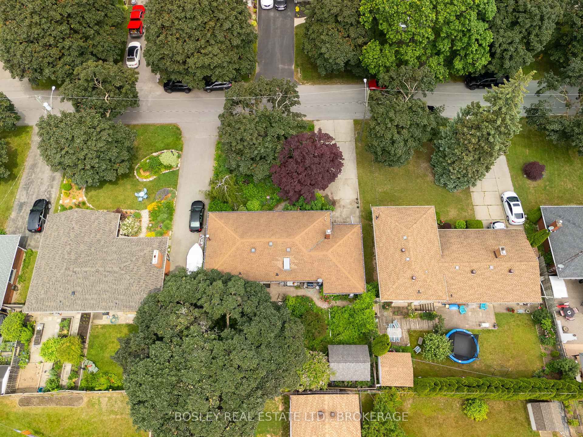 Photo 29 of 28 Kilbourne Crescent, St. Catharines, Bunting/Linwell — HOMEH