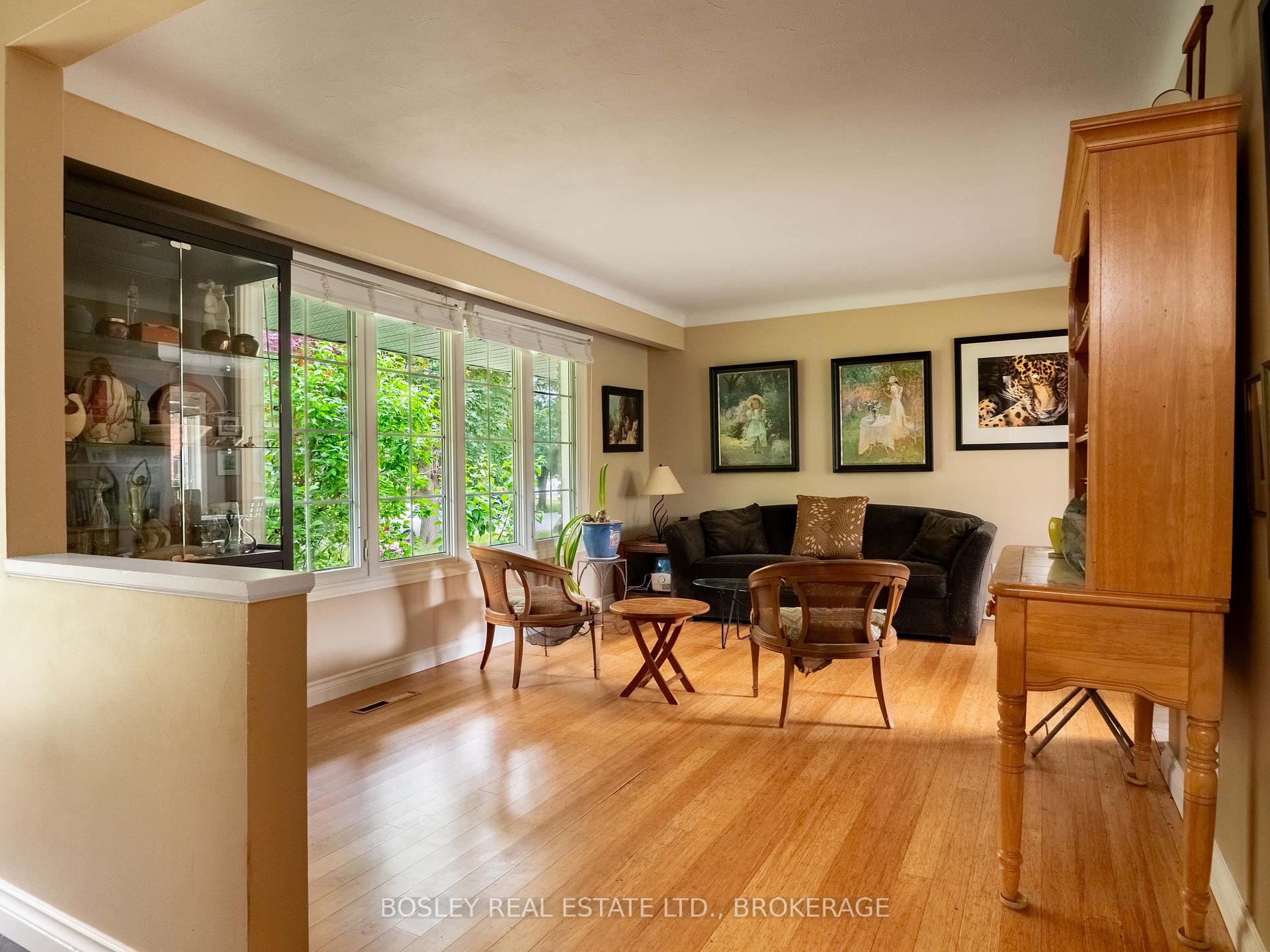 Photo 31 of 28 Kilbourne Crescent, St. Catharines, Bunting/Linwell — HOMEH