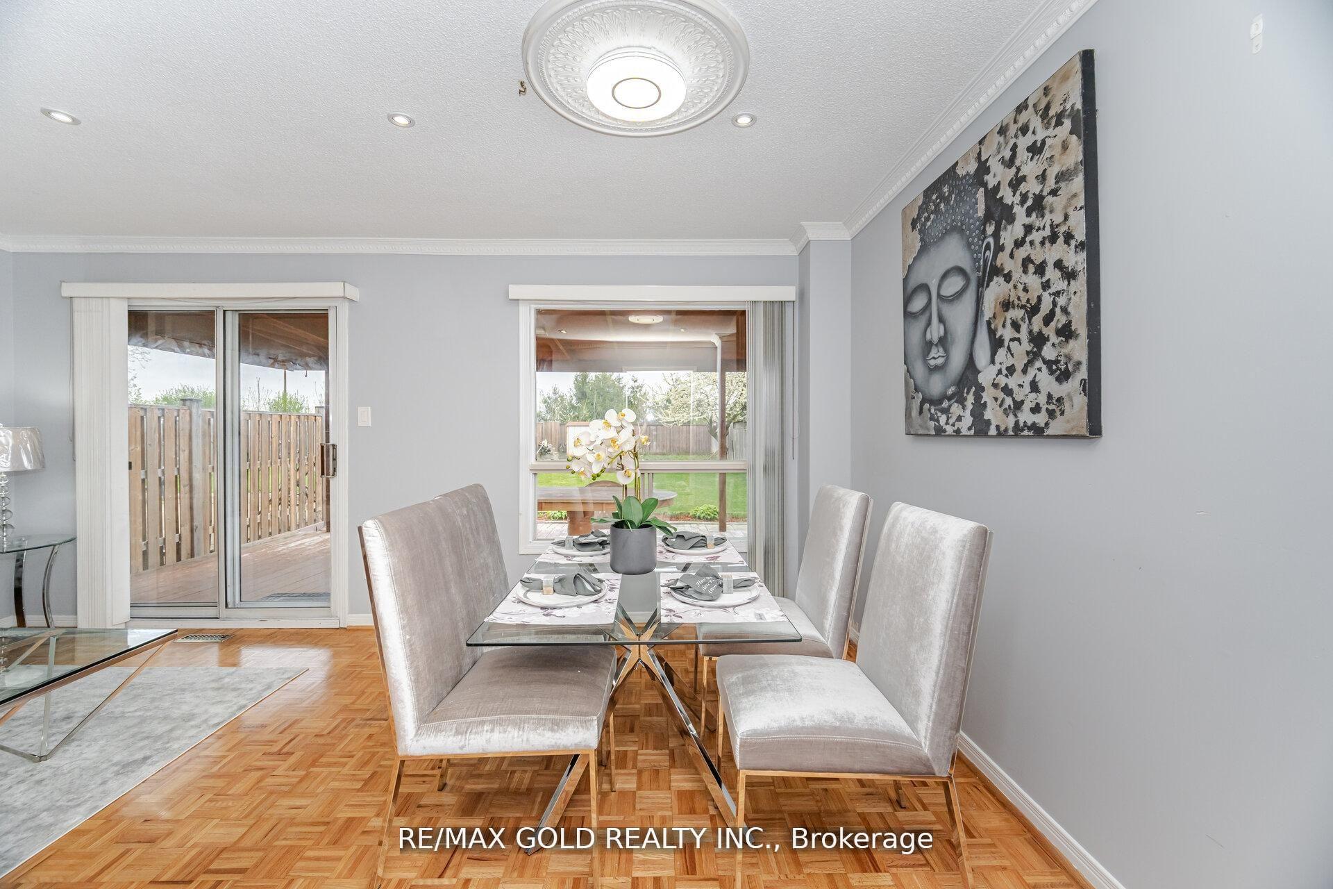 Photo 10 of 58 Kesteven Crescent, Brampton, Fletcher's Creek South — HOMEH
