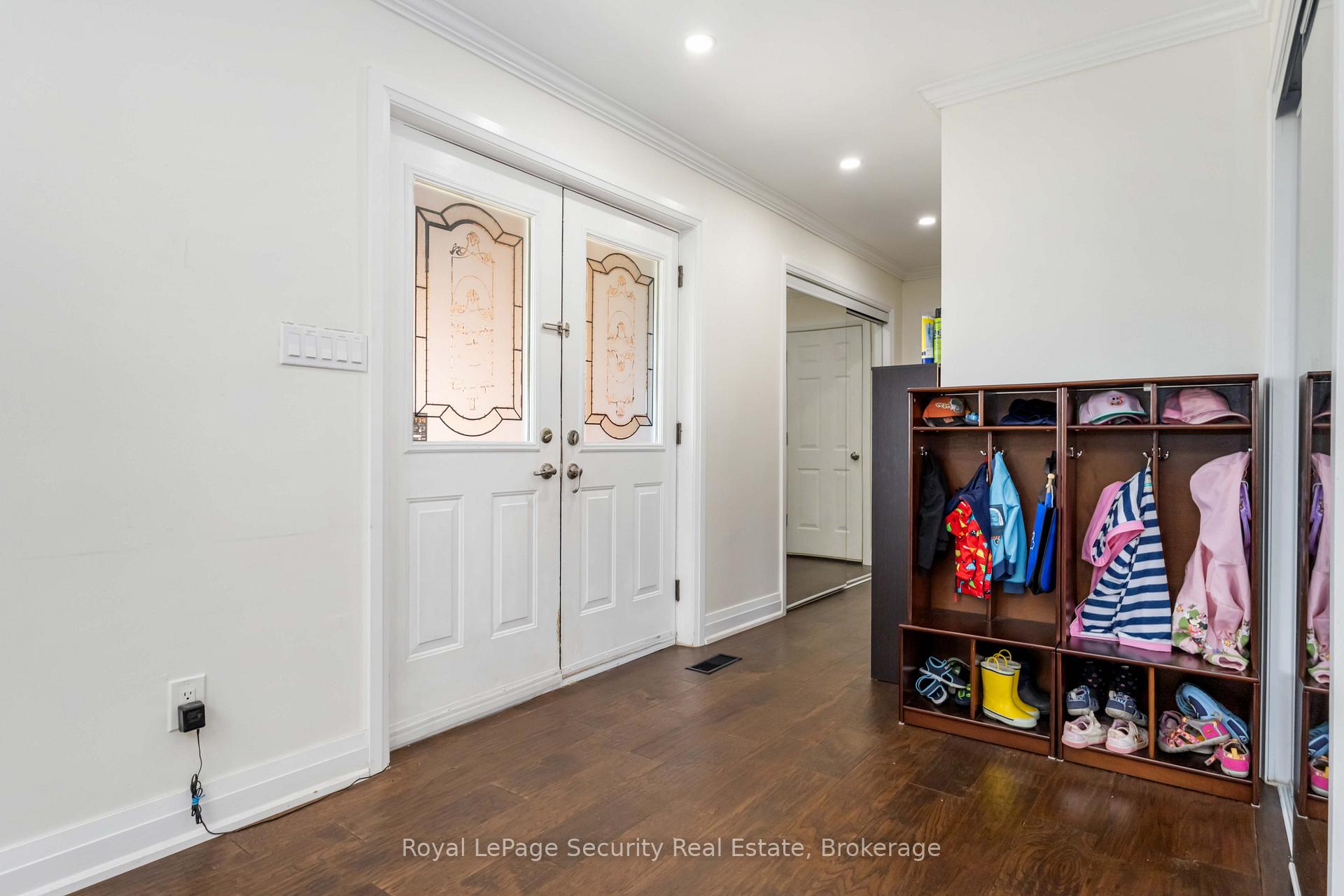 Photo 6 of 52 Young Street, Uxbridge — HOMEH