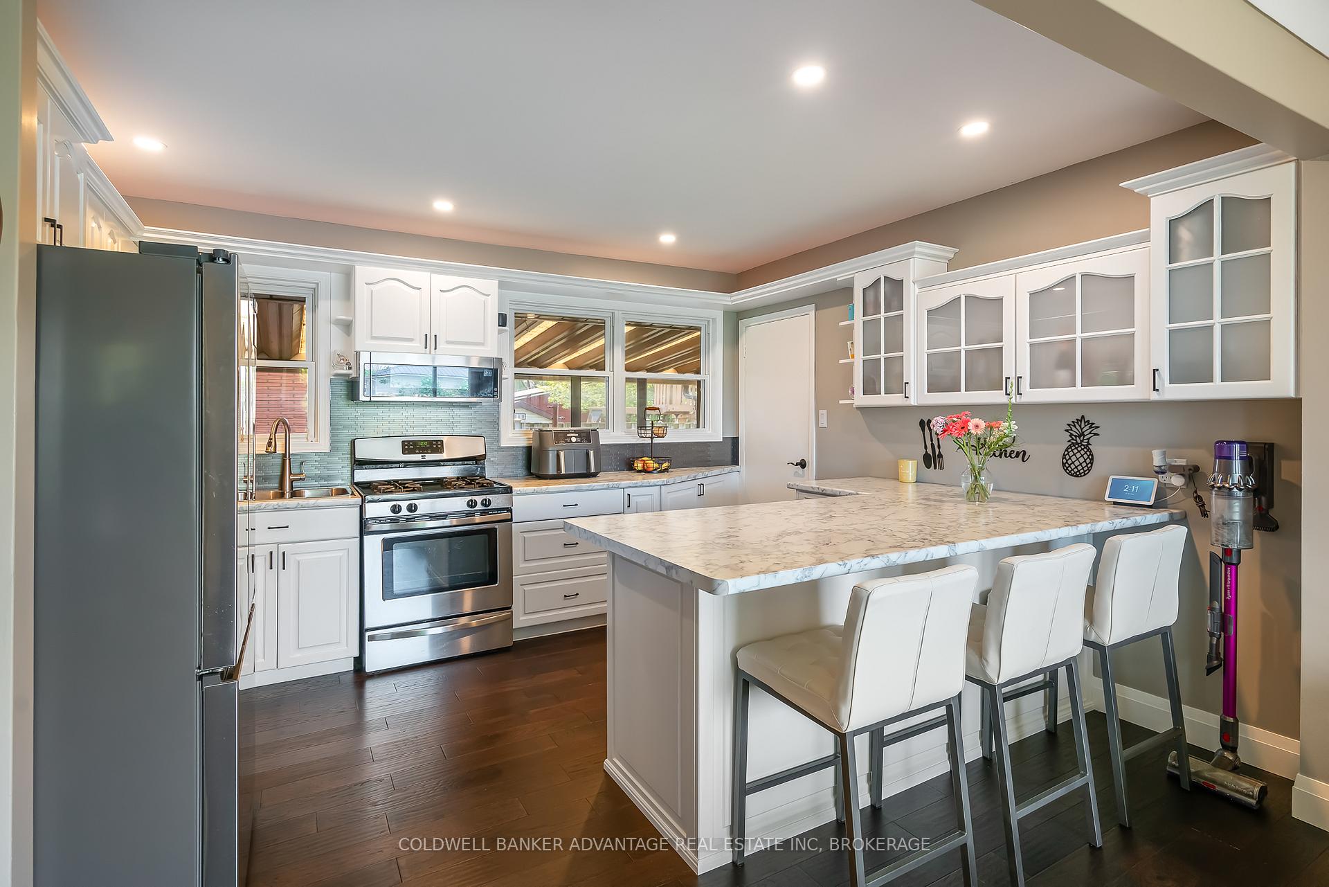 Photo 9 of 500 Harrison Avenue, Welland, Lincoln/Crowland — HOMEH
