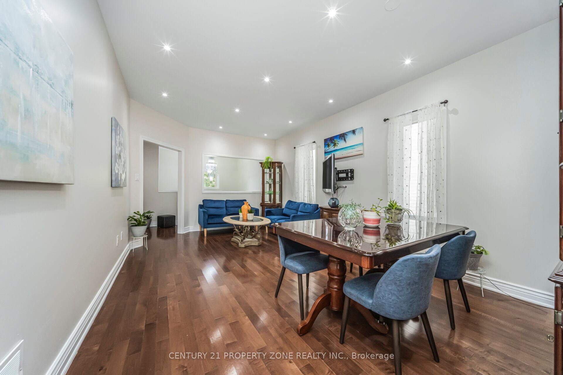 Photo 18 of 20 Robertson Davies Drive, Brampton, Snelgrove — HOMEH