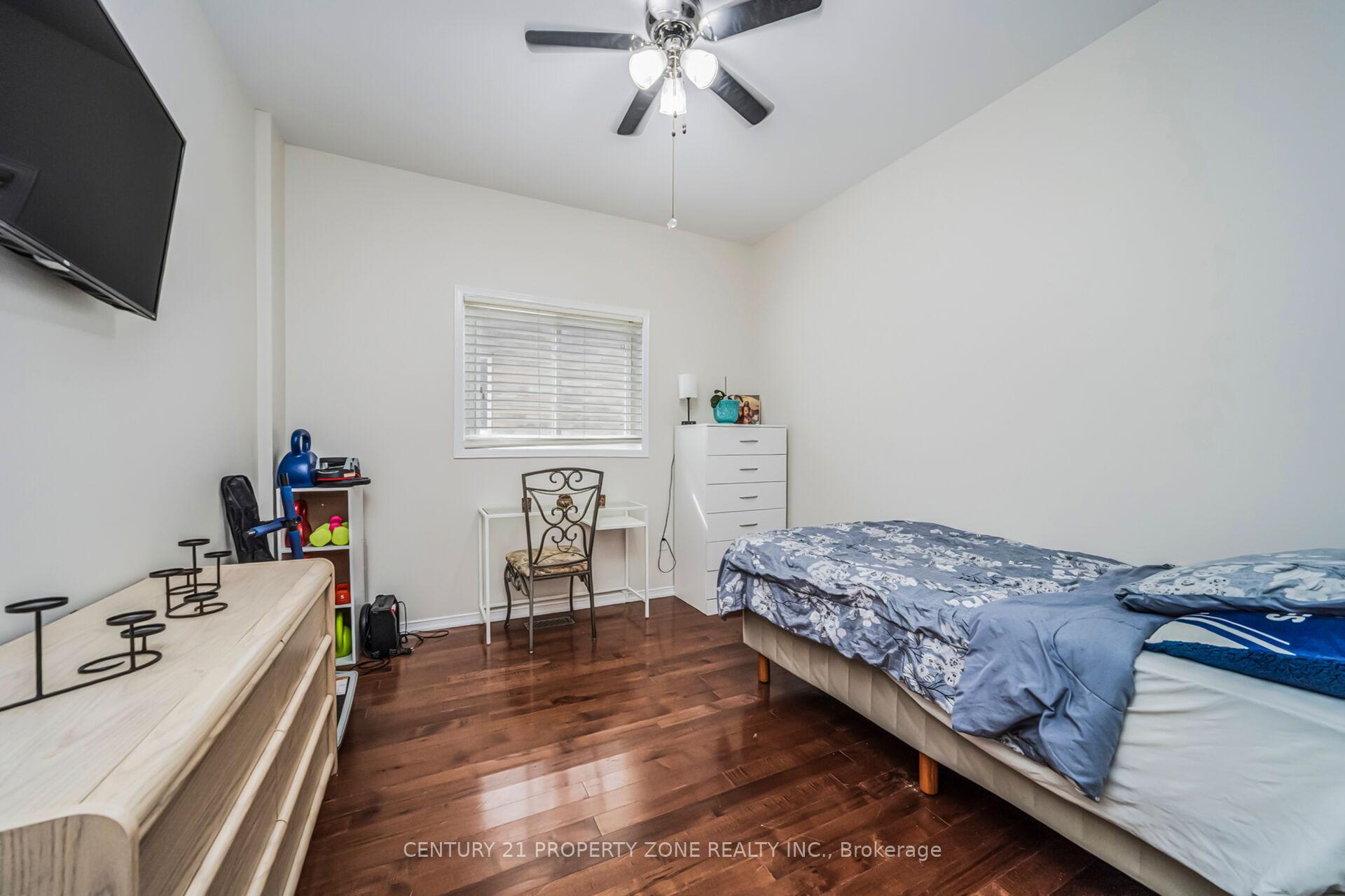 Photo 34 of 20 Robertson Davies Drive, Brampton, Snelgrove — HOMEH