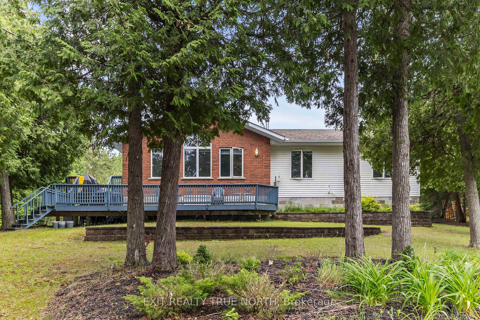 Photo 2 of 3804 Hamilton Drive, Hilton — HOMEH