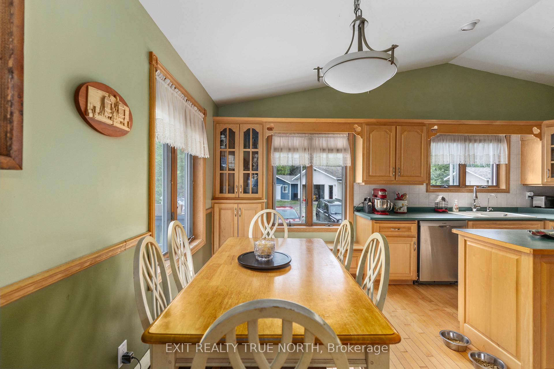 Photo 20 of 3804 Hamilton Drive, Hilton — HOMEH