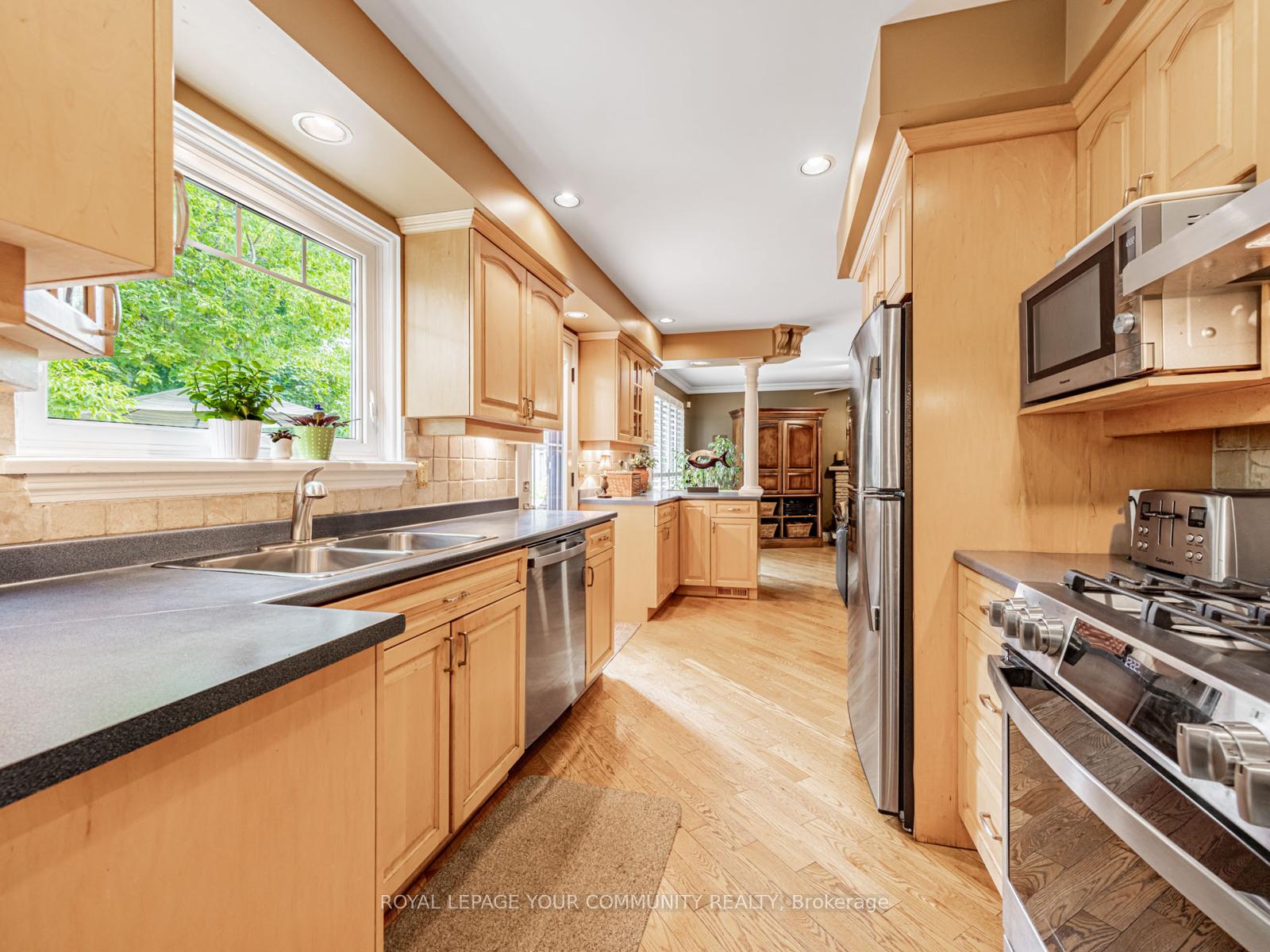 Photo 16 of 10 Banquo Road, Markham, Royal Orchard — HOMEH