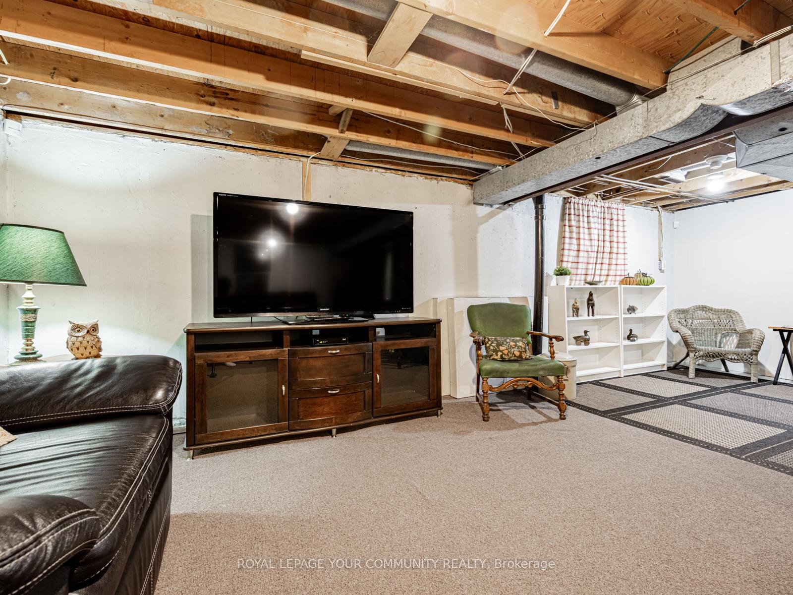 Photo 36 of 10 Banquo Road, Markham, Royal Orchard — HOMEH
