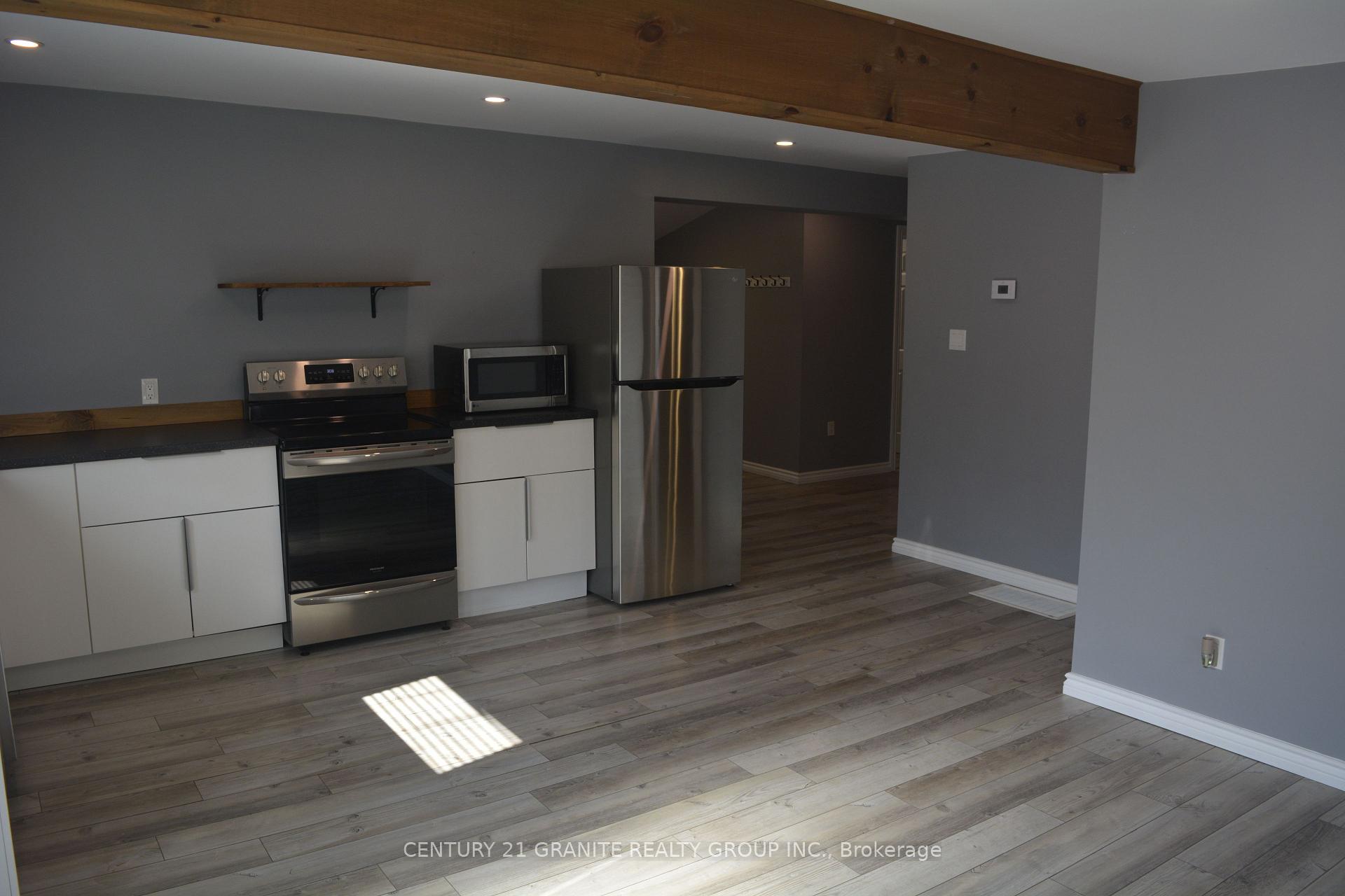 Photo 3 of 178 Hastings Street N, Bancroft, Bancroft Ward — HOMEH