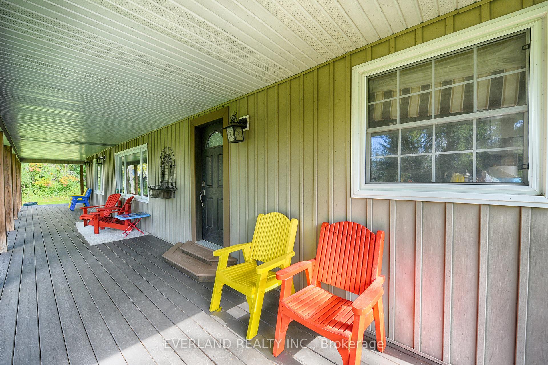 Photo 24 of 27001 Civic Centre Road, Georgina, Historic Lakeshore Communities — HOMEH
